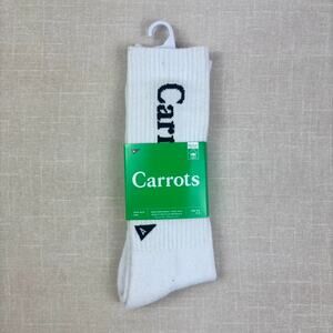 🥕 Carrots by Anwar Carrots Wordmark Crew Socks "White"